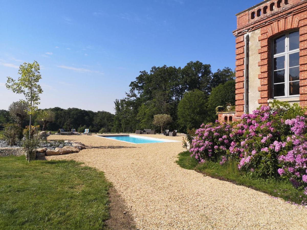 Chateau De Beauchene Chambres D'Hotes Allogny Exterior foto